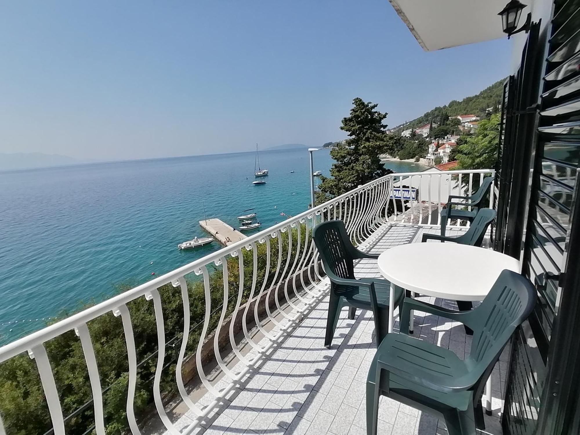Apartments By The Sea Brist, Makarska - 505 Podaca Kültér fotó